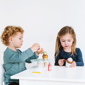 Carlo`s Ice Cream Stand Wooden Toy